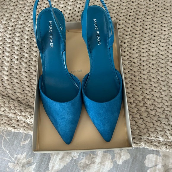 Marc Fisher Vibrant Blue Heels - Picture 1 of 2